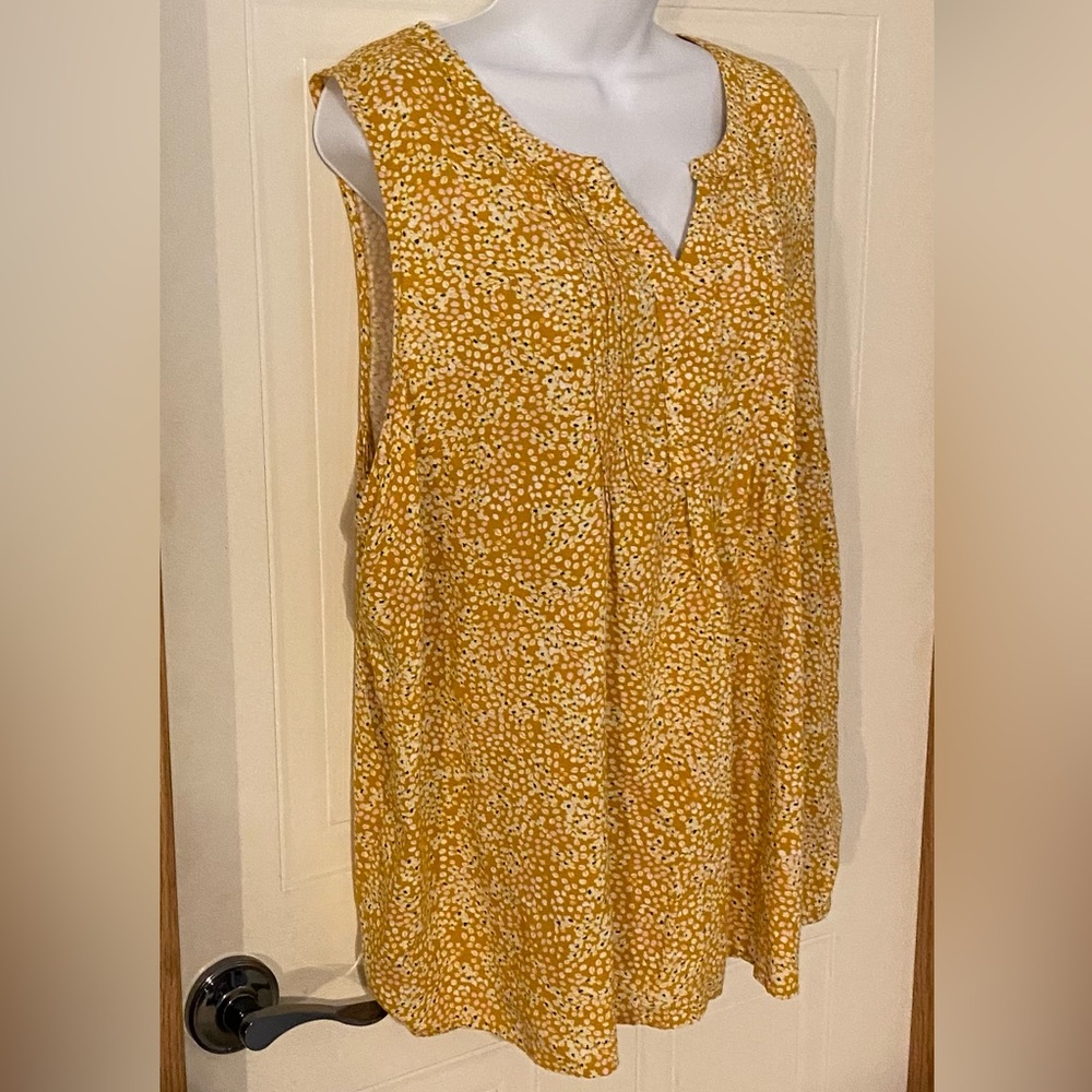 Croft and Barrow mustard yellow sleeveless pin tuck tank top blouse 2X